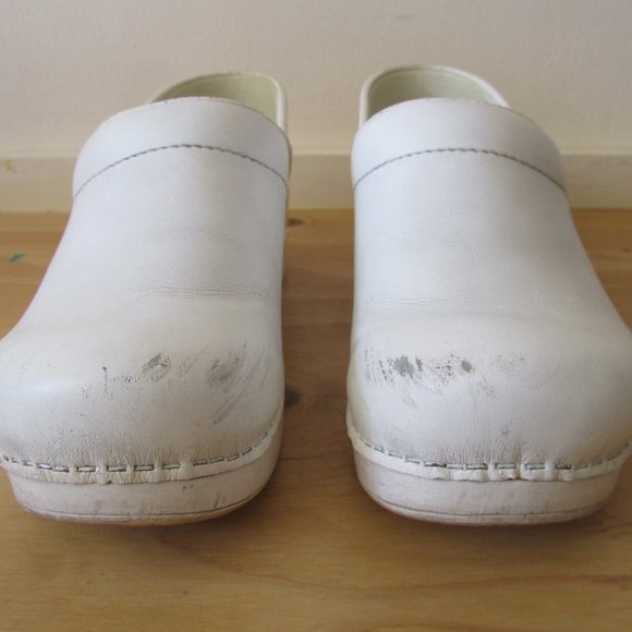 White Dansko Profesional Clogs, Wide - Picture 4 of 8